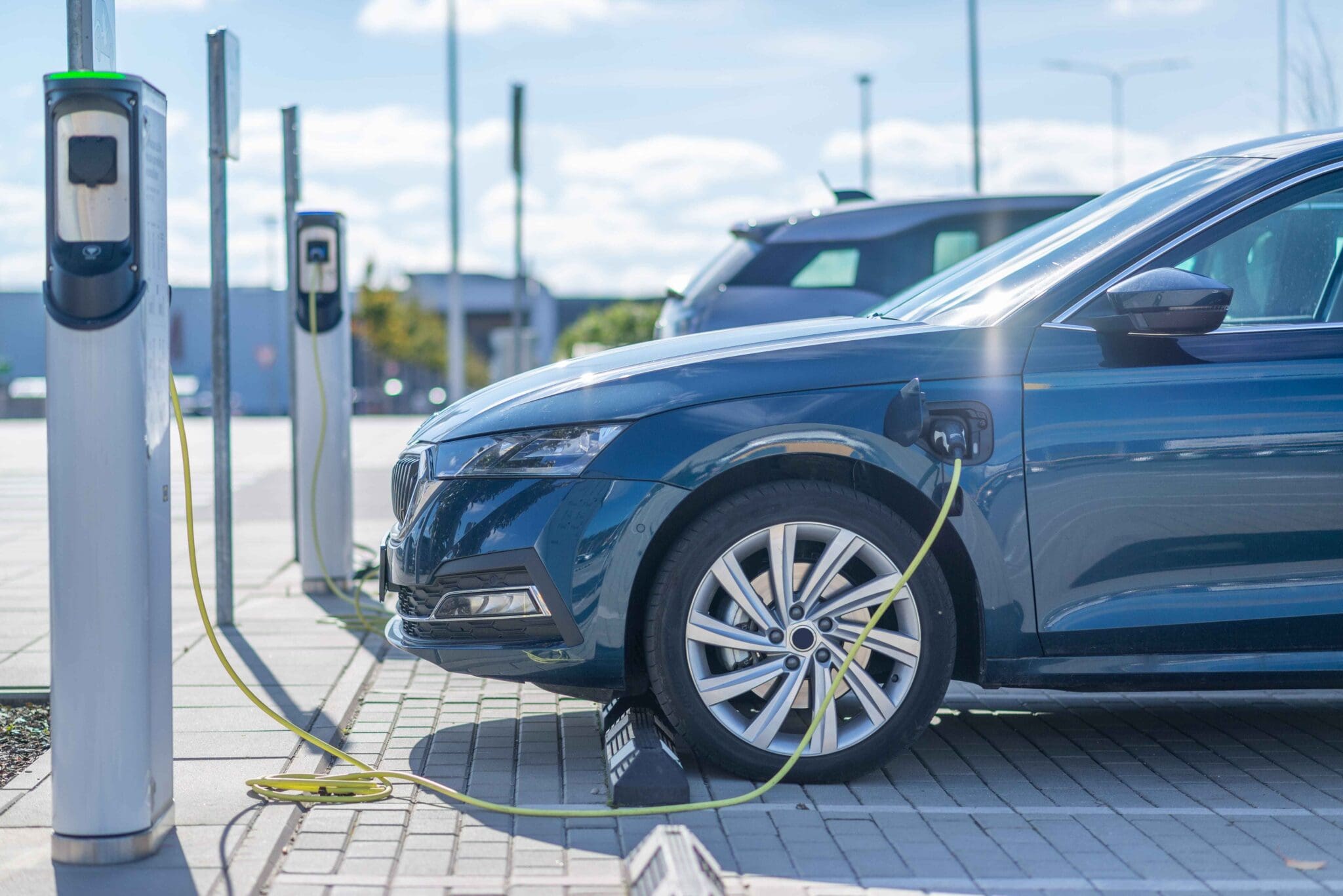 Autovermietung &amp; E-Mobilität: E-Fahrzeuge im Mietpark
